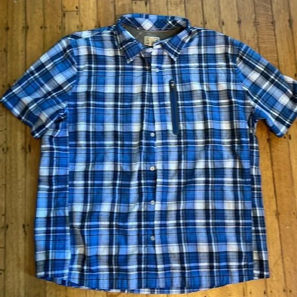 L.L Bean Shirt - Picture 1 of 3